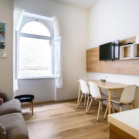 Street Buzz Old Town Apartment By Duhomes Dubrovnik Exterior photo