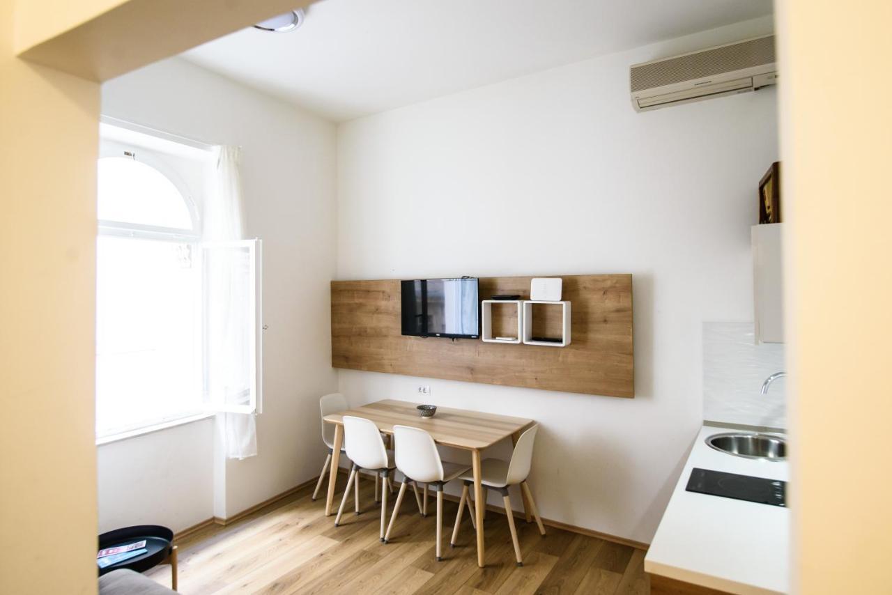 Street Buzz Old Town Apartment By Duhomes Dubrovnik Exterior photo