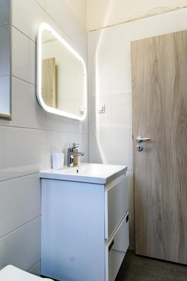 Street Buzz Old Town Apartment By Duhomes Dubrovnik Exterior photo